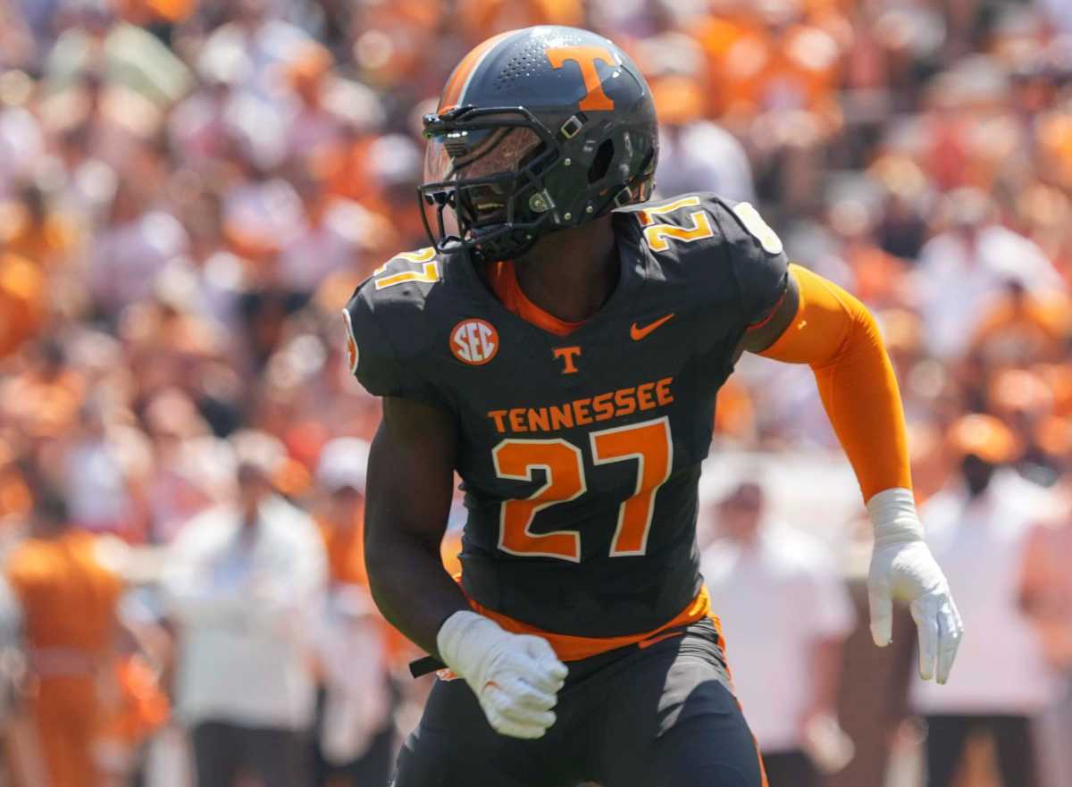 Atlanta Falcons Trade Back Into The First Round To Select Another Dynamic Edge Rusher - Athlon Sports