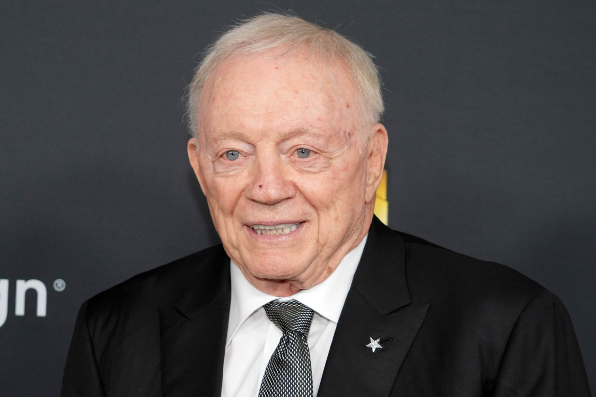 Fans Are Laughing at Jerry Jones for Dallas Cowboys' First Draft Pick -  Athlon Sports