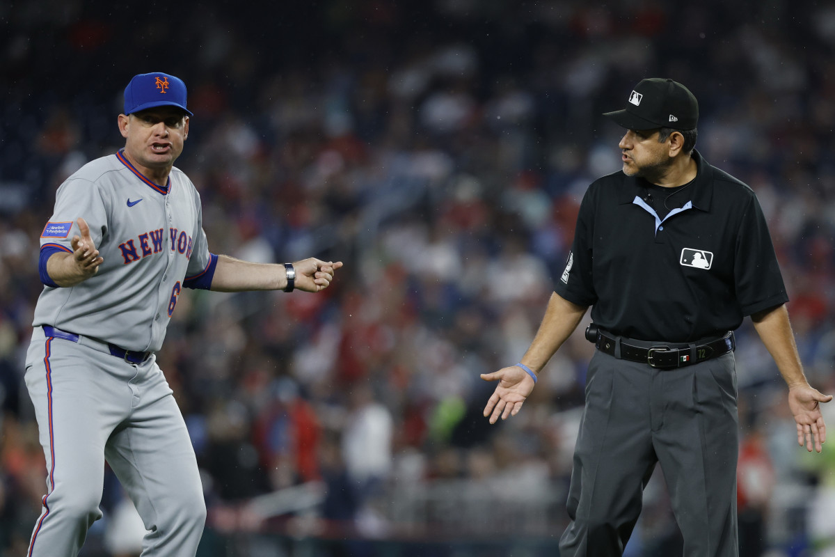 Carlos Mendoza Calls Out Umpire After Mets’ Loss to Yankees - Athlon Sports