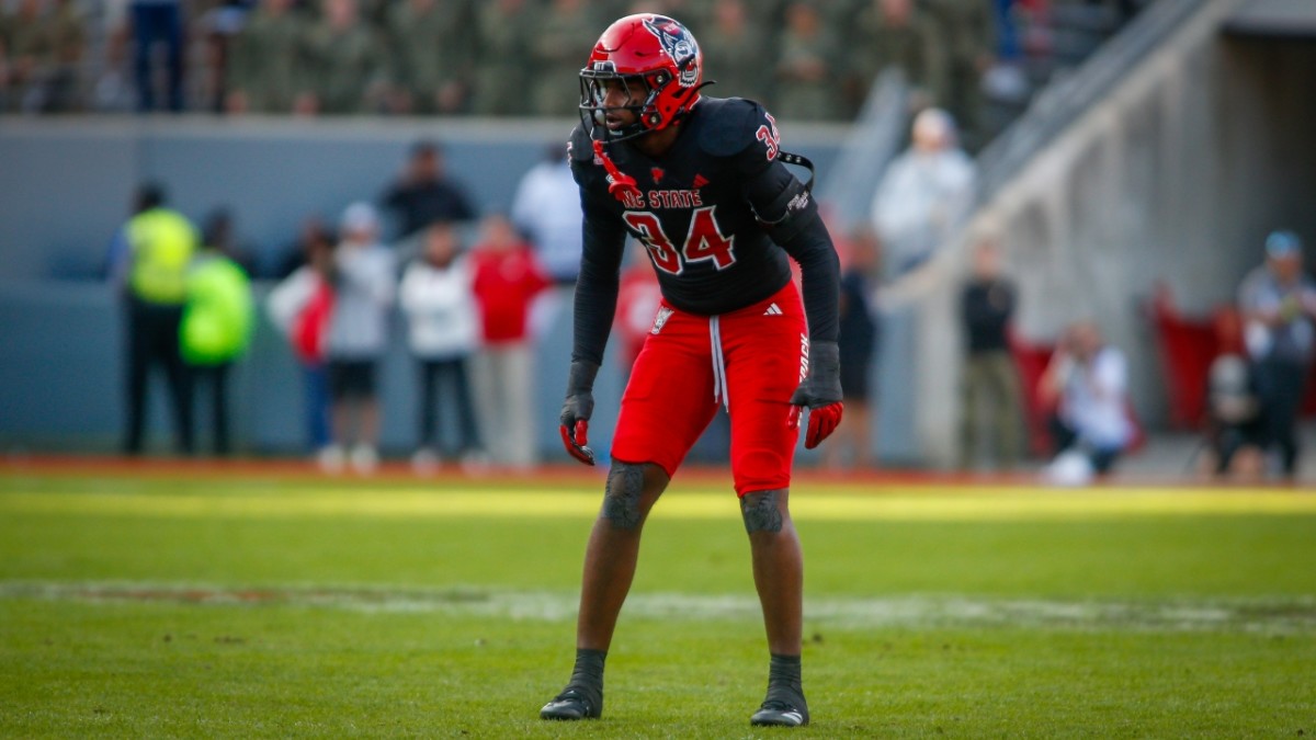Talented Portal Linebacker Commits to Miami - Athlon Sports