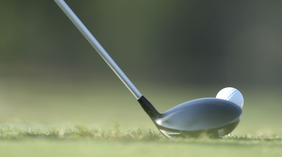 How Do I Stop Topping the Ball? It’s Simpler Than You Think