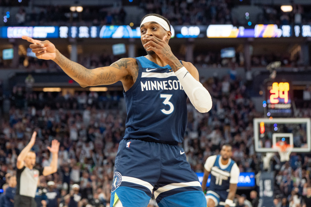 Timberwolves Send 3-Word Message To The Lakers For Giving Them Jaden McDaniels - Athlon Sports