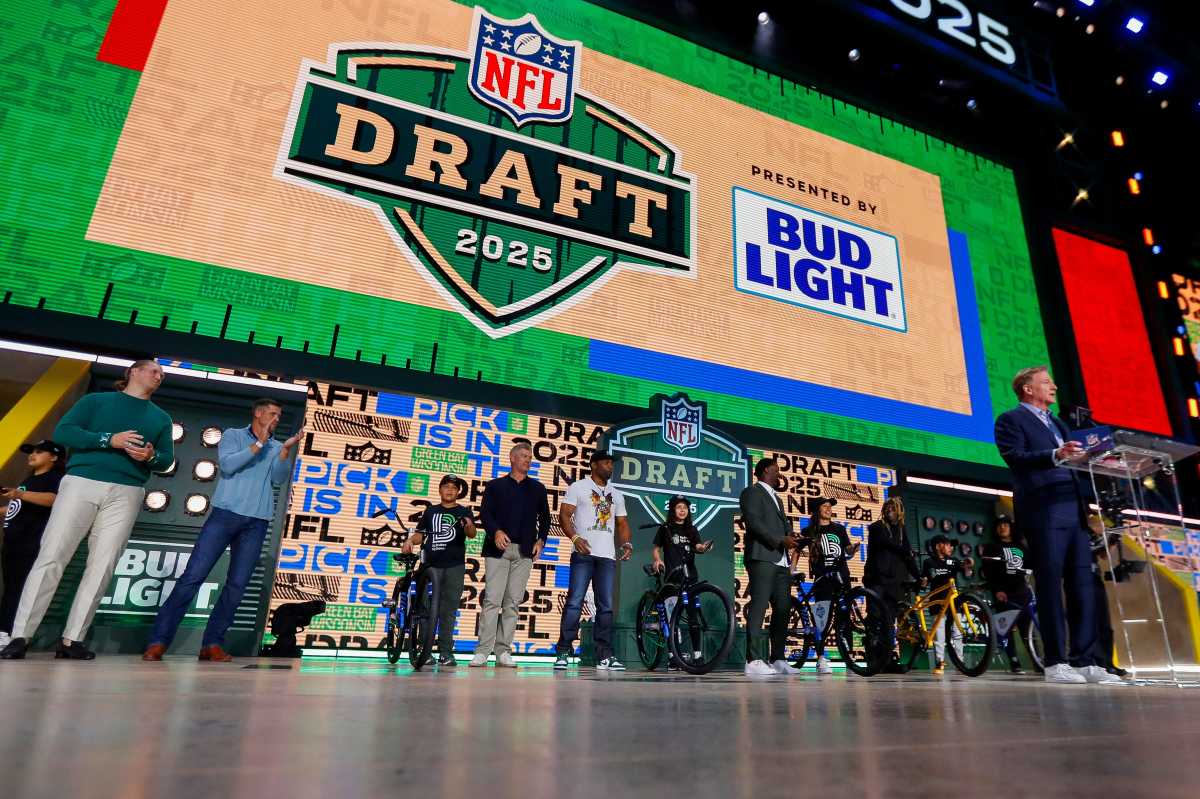 75% of the Remaining Unsigned NFL Rookies are 2nd-Round Picks - Athlon Sports
