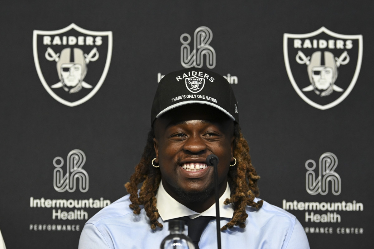 Ashton Jeanty Hints at Massive Price He Had to Pay to Get Jersey Number - Athlon Sports