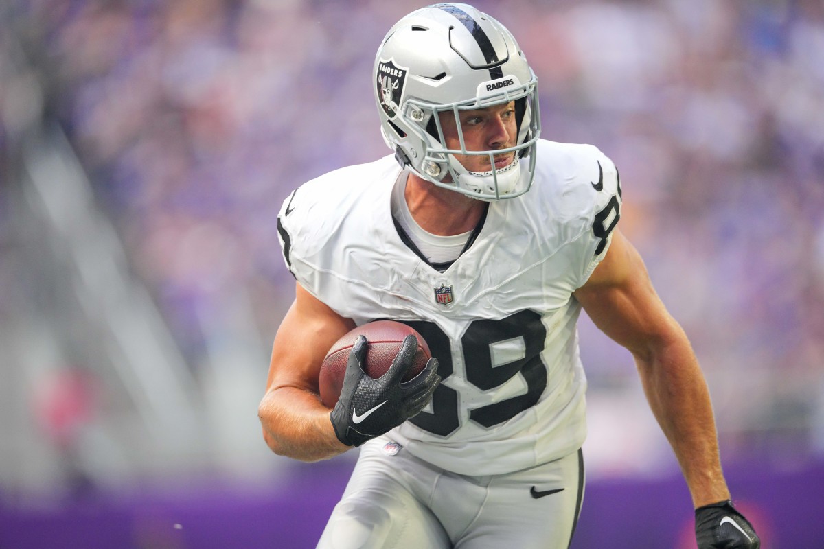 Brock Bowers' Mom Posts Three-Word Message After Absence From Raiders Workouts    - Athlon Sports