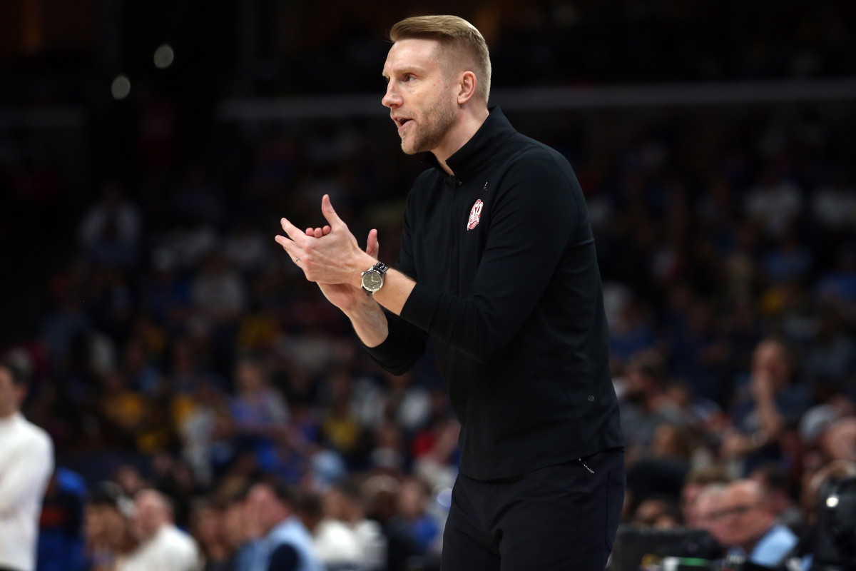 Grizzlies’ Coaching Decision Sparks Immediate Outrage from Fans - Athlon Sports