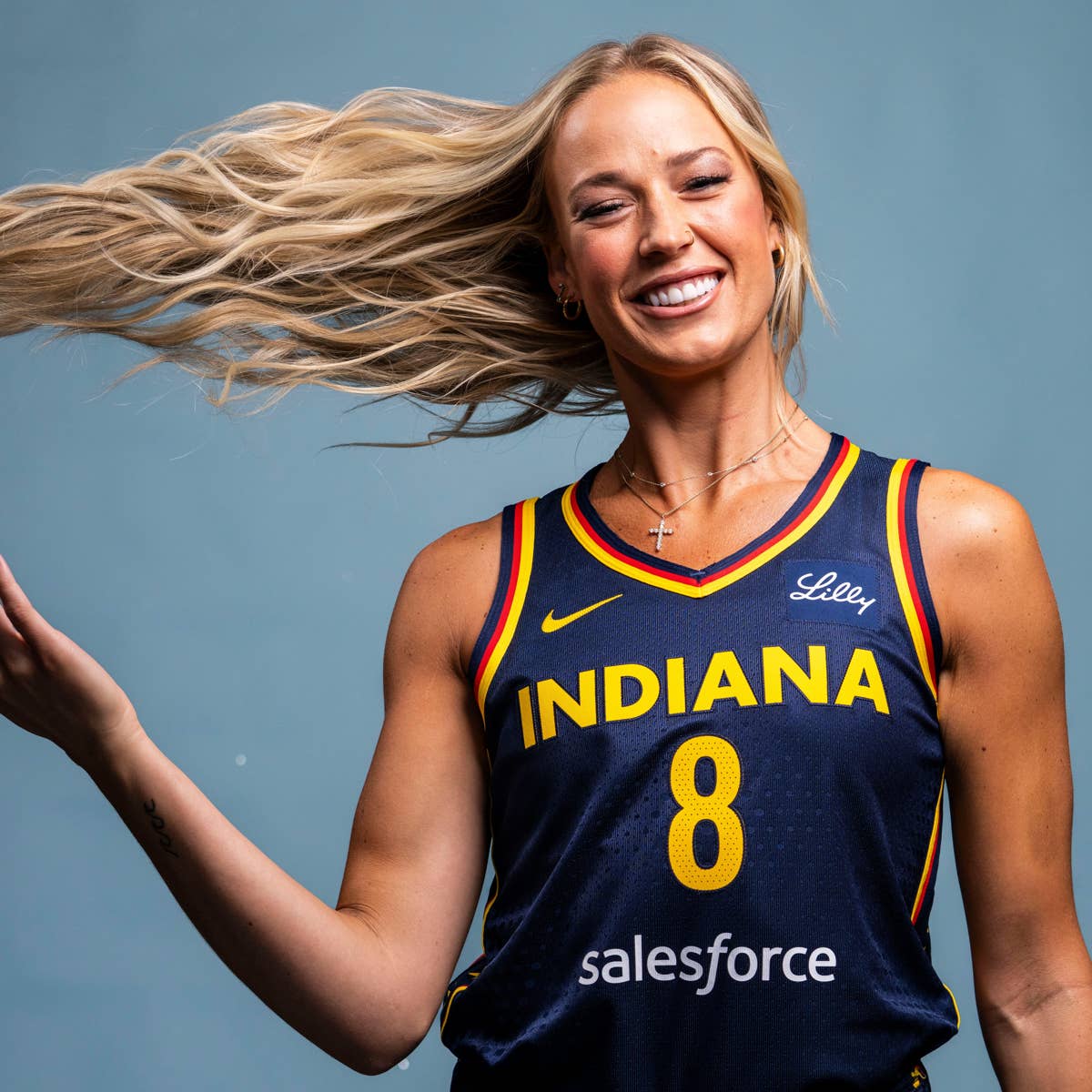Sophie Cunningham s Revealing Pregame Outfit Earns Lexie Hull s 