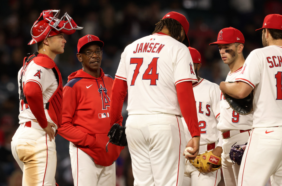 Angels’ Ron Washington Announces Kenley Jansen News After Blue Jays Game  - Athlon Sports