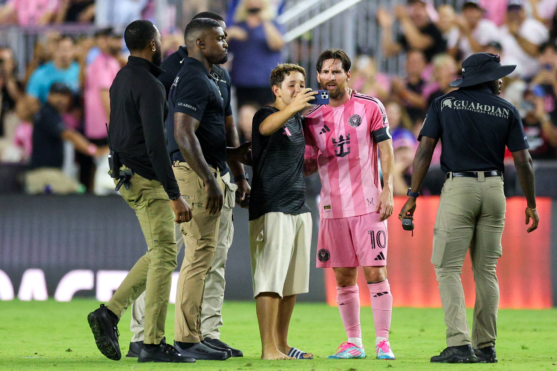 Lionel Messi’s Behavior Toward Inter Miami Fan Draws Strong Reaction ...