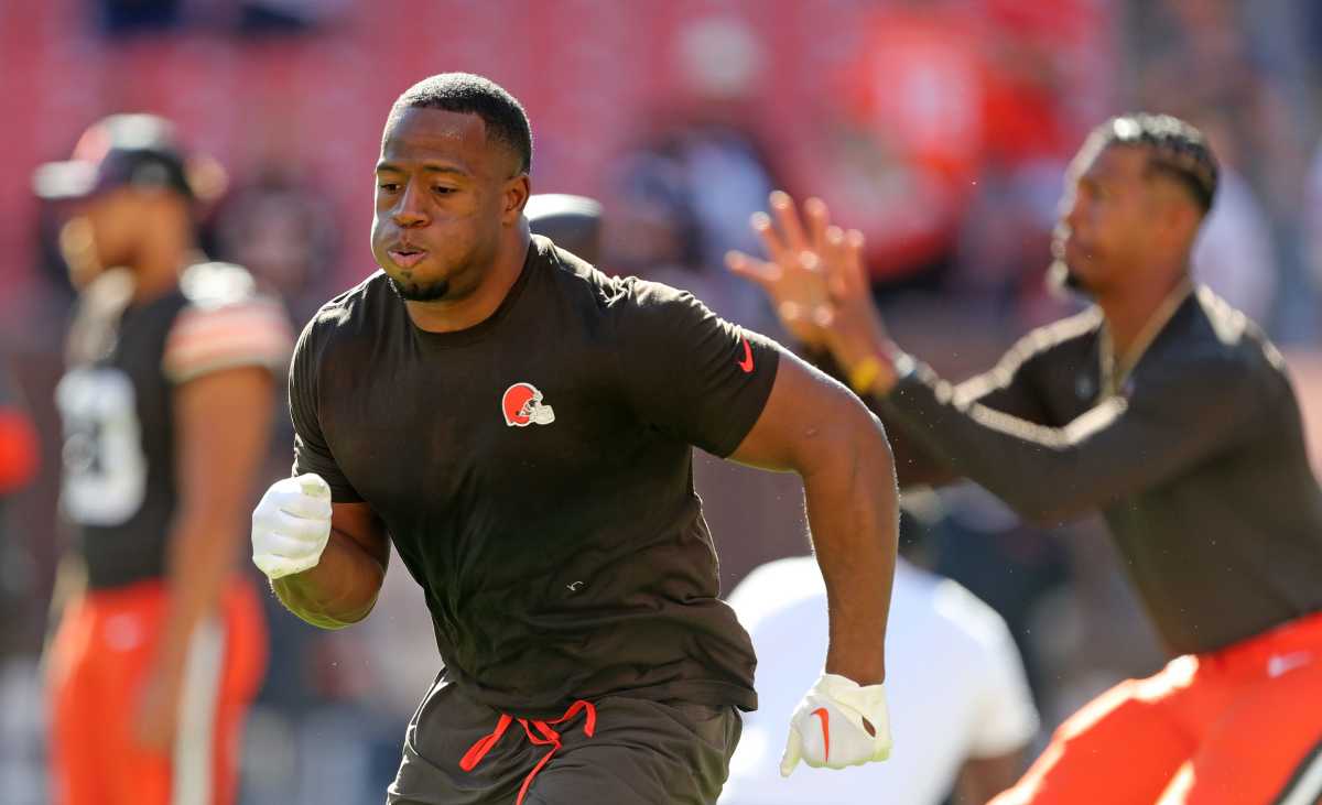 Nick Chubb Dealt Harsh Reality on Future With Browns - Athlon Sports