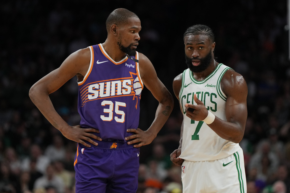 Kevin Durant, Celtics Trade Report Turns Heads on Tuesday - Athlon Sports
