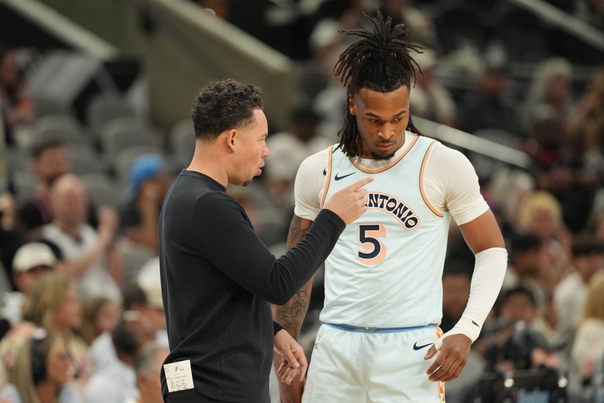 Spurs React to NBA's Major Stephon Castle Announcement on Tuesday - Athlon Sports