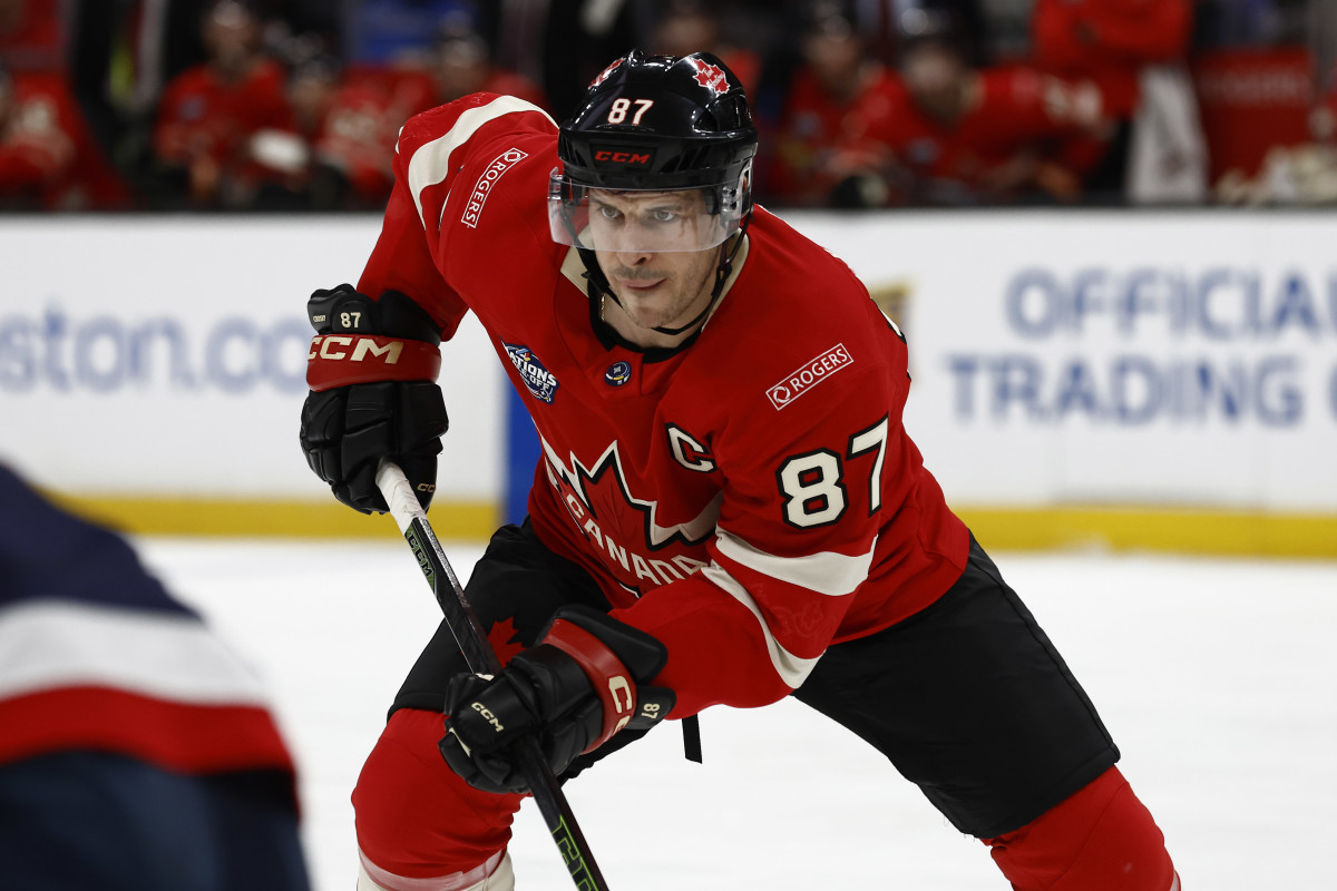 Pittsburgh Penguins forward Sydney Crosby (87) with Team Canada during the 4 Nations Face-Off ice hockey championship game.