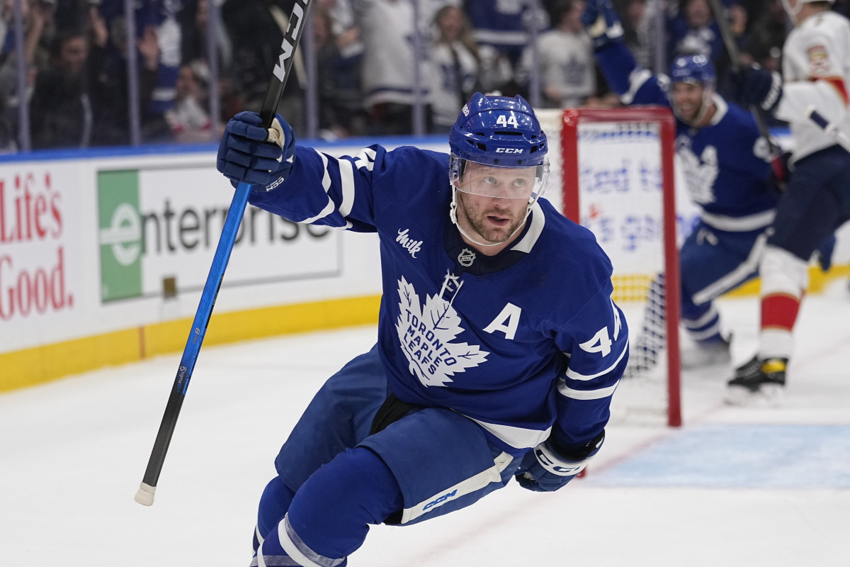 Maple Leafs React to History-Making Goal During Game 1 vs. Panthers - Athlon Sports