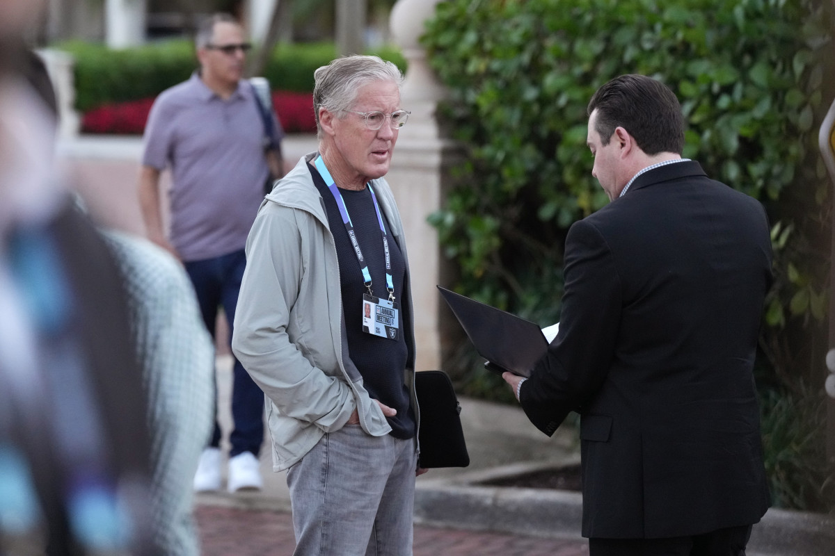 Las Vegas Raiders HC Pete Carroll.