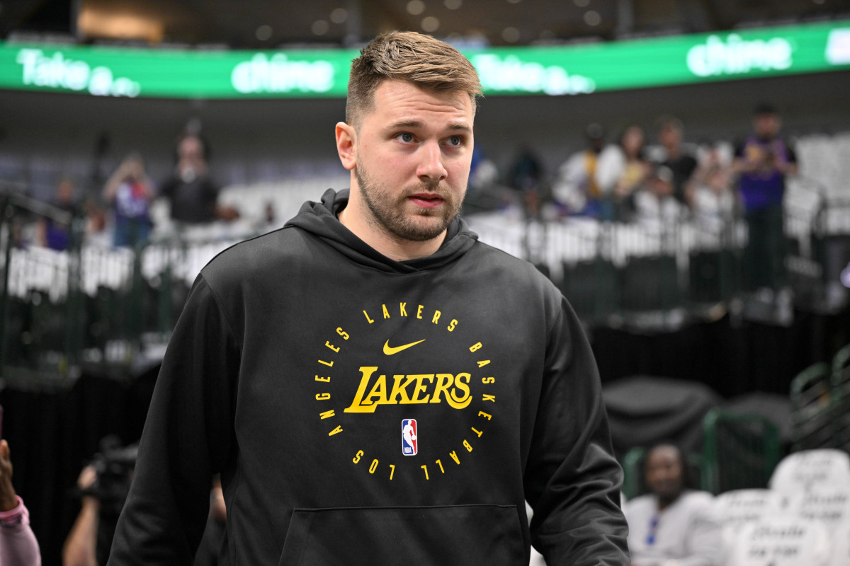Lakers Eyeing Trade for Specific Player to Pair with Luka Doncic - Athlon Sports