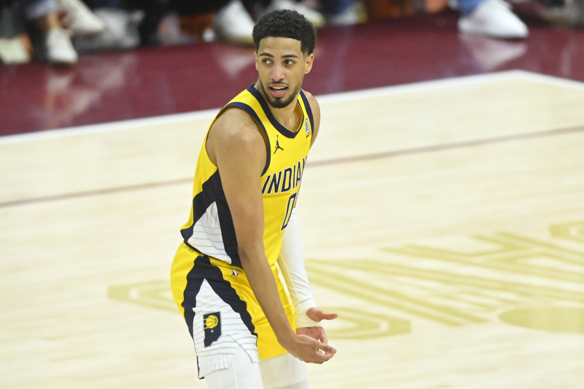 Kings Fans Can't Ignore What Pacers Are Doing Behind Tyrese Haliburton During Playoffs - Athlon Sports