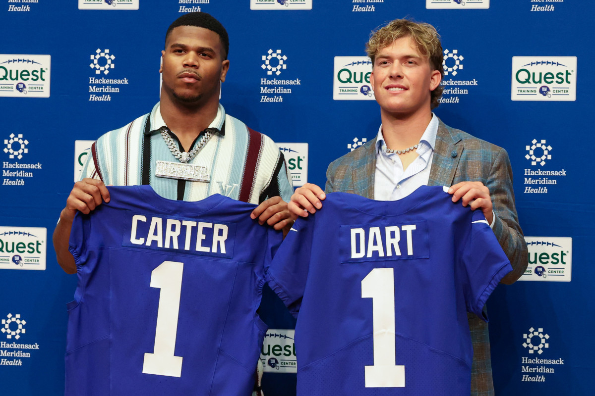 Jaxson Dart’s 5-Word Verdict on New Giants Teammate Abdul Carter Says It All - Athlon Sports