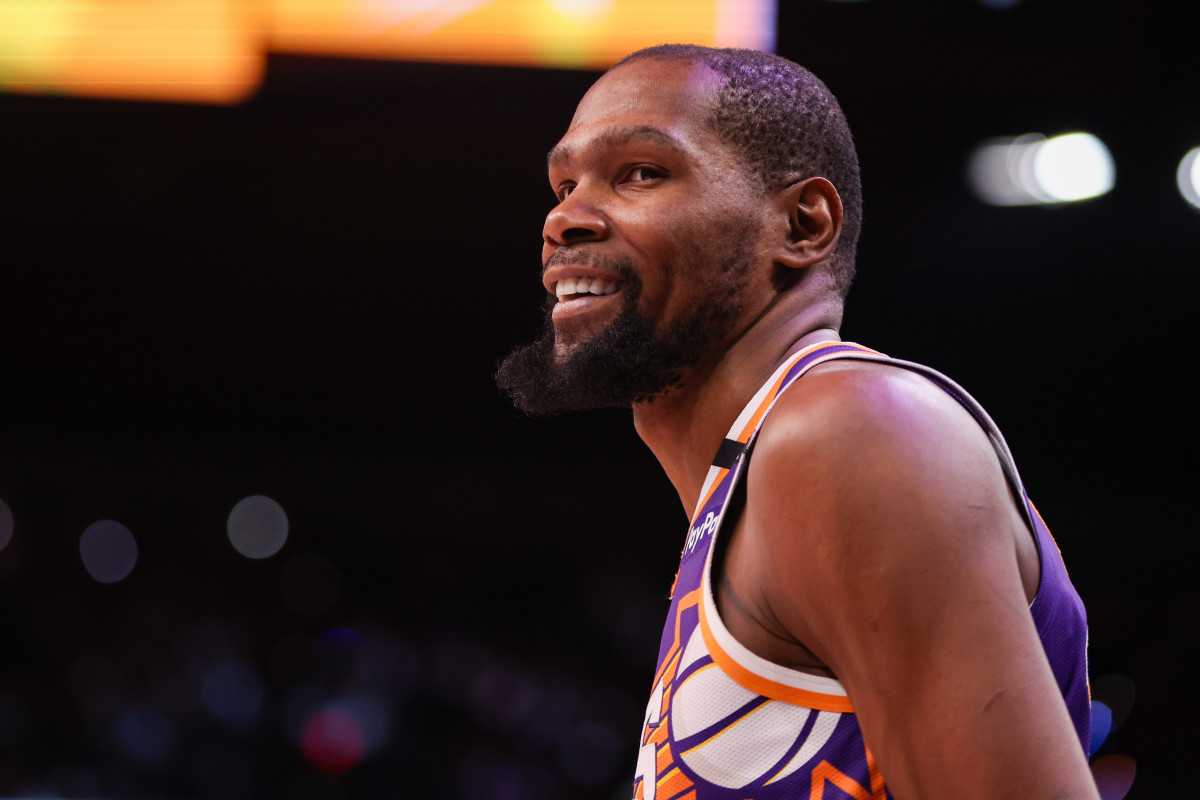 Kevin Durant Reacts to Wild Darius Garland Pass - Athlon Sports