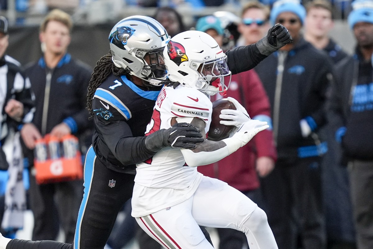 Free Agency Prediction: Dolphins Sign 3x Pro Bowl Edge Rusher - Athlon Sports