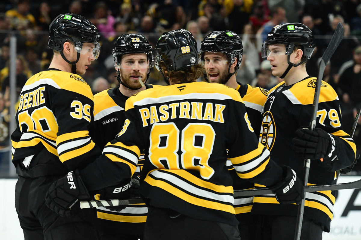 NHL Insiders Agree on Bruins’ Main Head Coach Target - Athlon Sports