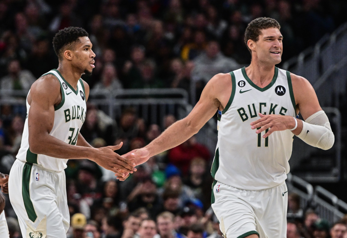 Bucks Star Giannis Antetokounmpo Responds to His Teammate’s Comments - Athlon Sports