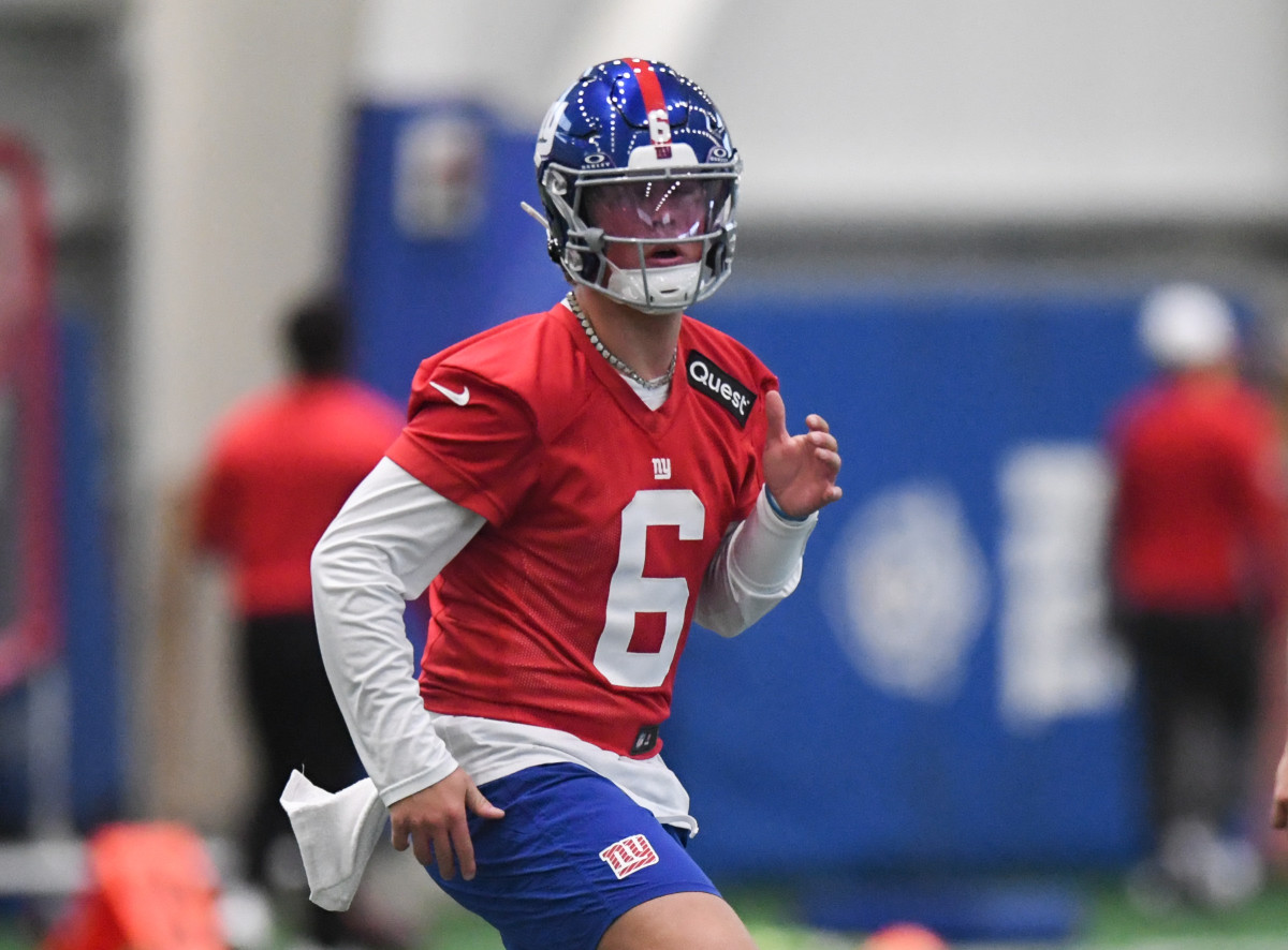 Brian Daboll Sends Strong Message About Giants Rookie QB Jaxson Dart - Athlon Sports