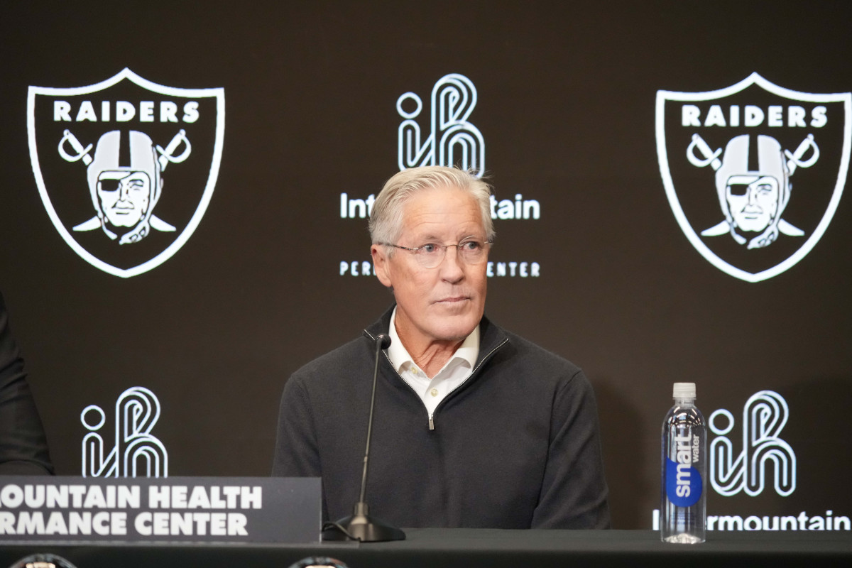 Raiders Cut Ties With Veteran WR After Failed Physical - Athlon Sports