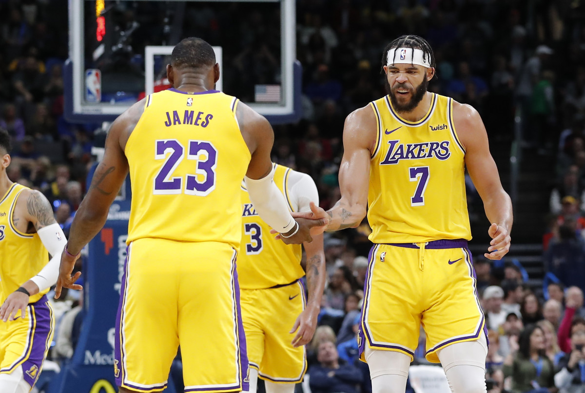 Ex-Lakers Champion Embroiled in Ugly In-Game Fight Overseas - Athlon Sports