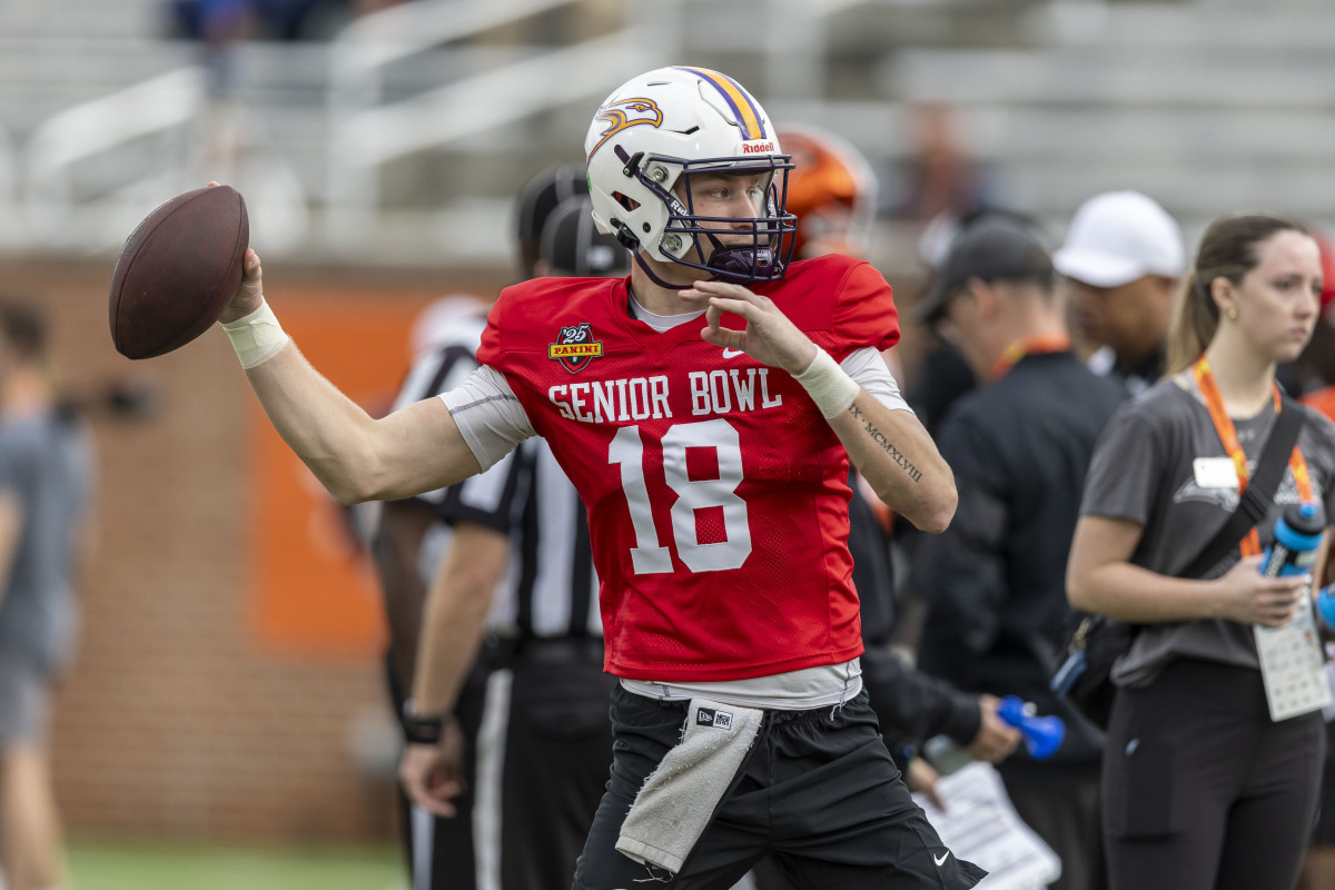 Packers Expected To Sign Canadian QB After Strong Performance At Minicamp -  Athlon Sports