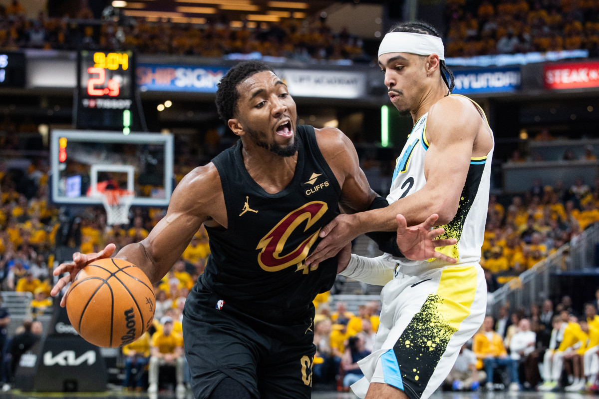 Donovan Mitchell Wants to Put LeBron James in Cavaliers' Past - Athlon Sports