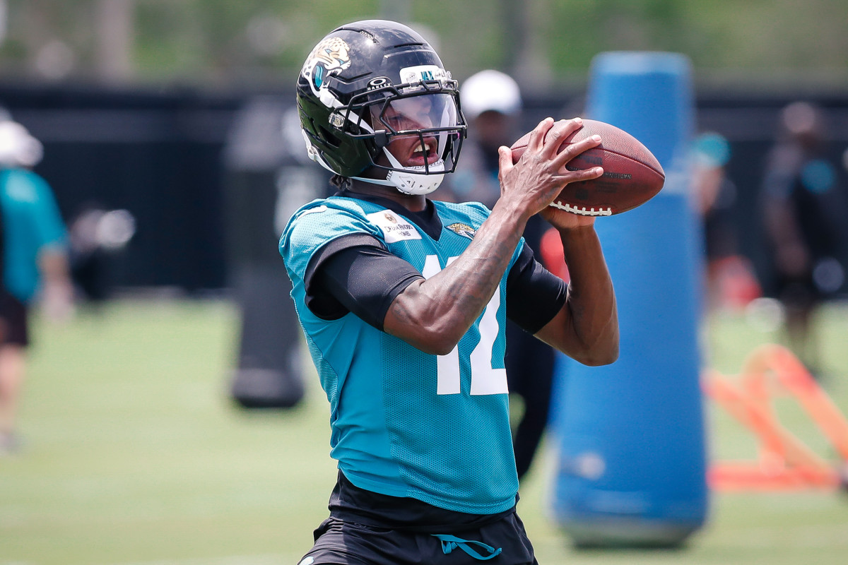 Jacksonville Jaguars wide receiver and cornerback Travis Hunter (12).