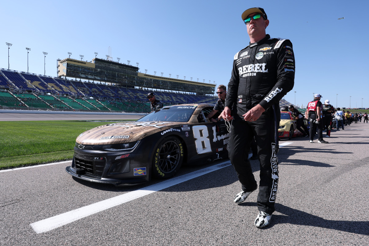 Tension on Kyle Busch Radio Reveal Frustrations Building on No. 8 Team -  Athlon Sports