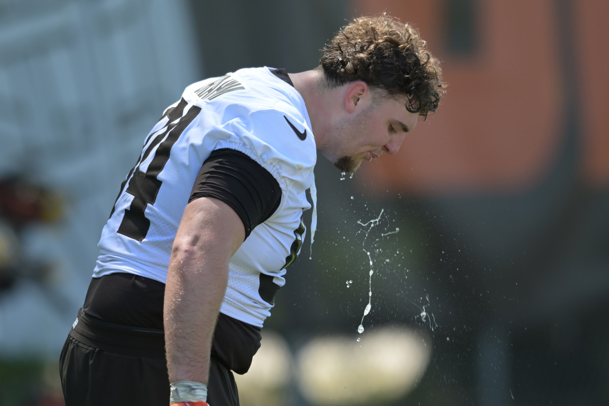 Browns Rookie Strongly Questioned After Minicamp Performance - Athlon Sports
