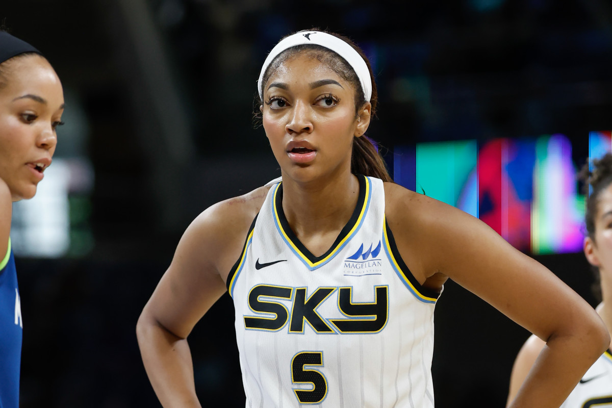 Angel Reese's Seven-Word Post After Sky's Blowout Loss to Caitlin Clark and  Fever - Athlon Sports