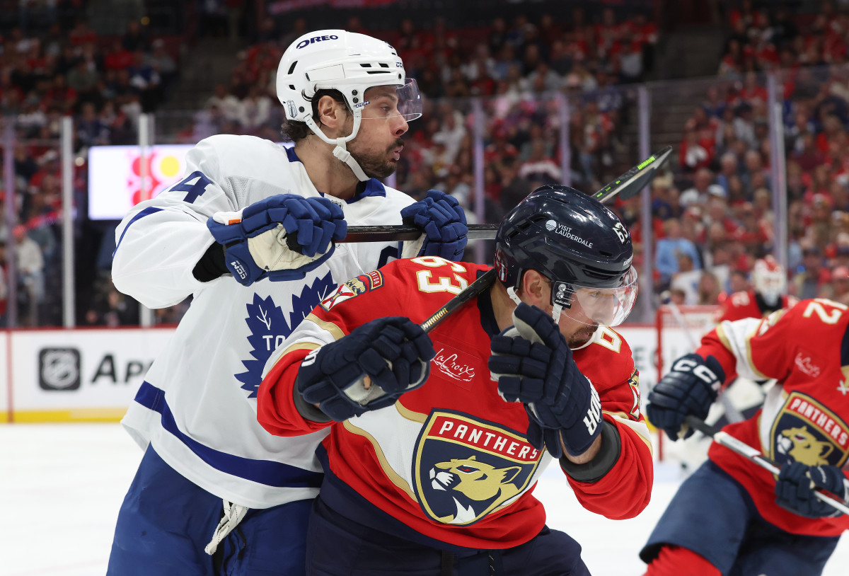 Maple Leafs Coach Reveals Exact Message to Players Before Game 7 - Athlon Sports