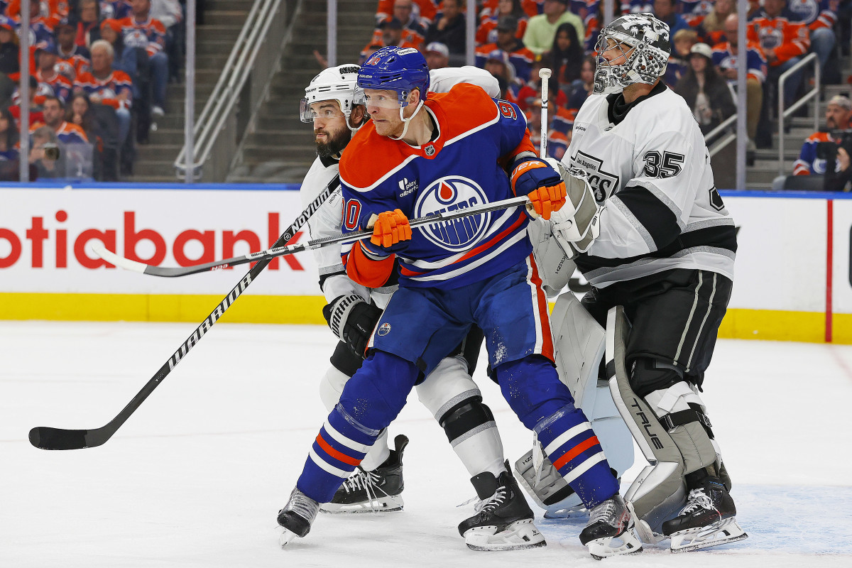 Oilers’ Corey Perry Reveals Career Plans After Son’s Premature Comments - Athlon Sports