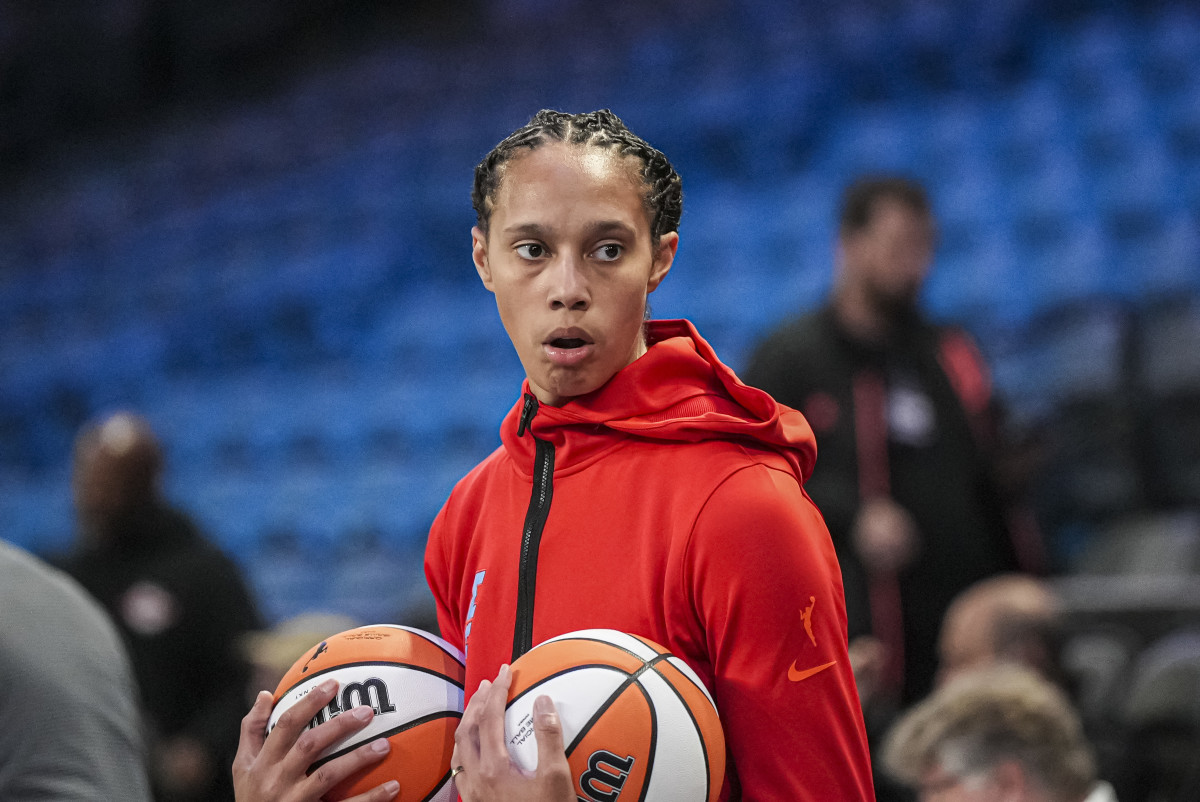 WNBA Sends Clear Message on Brittney Griner Ahead of Season - Athlon Sports