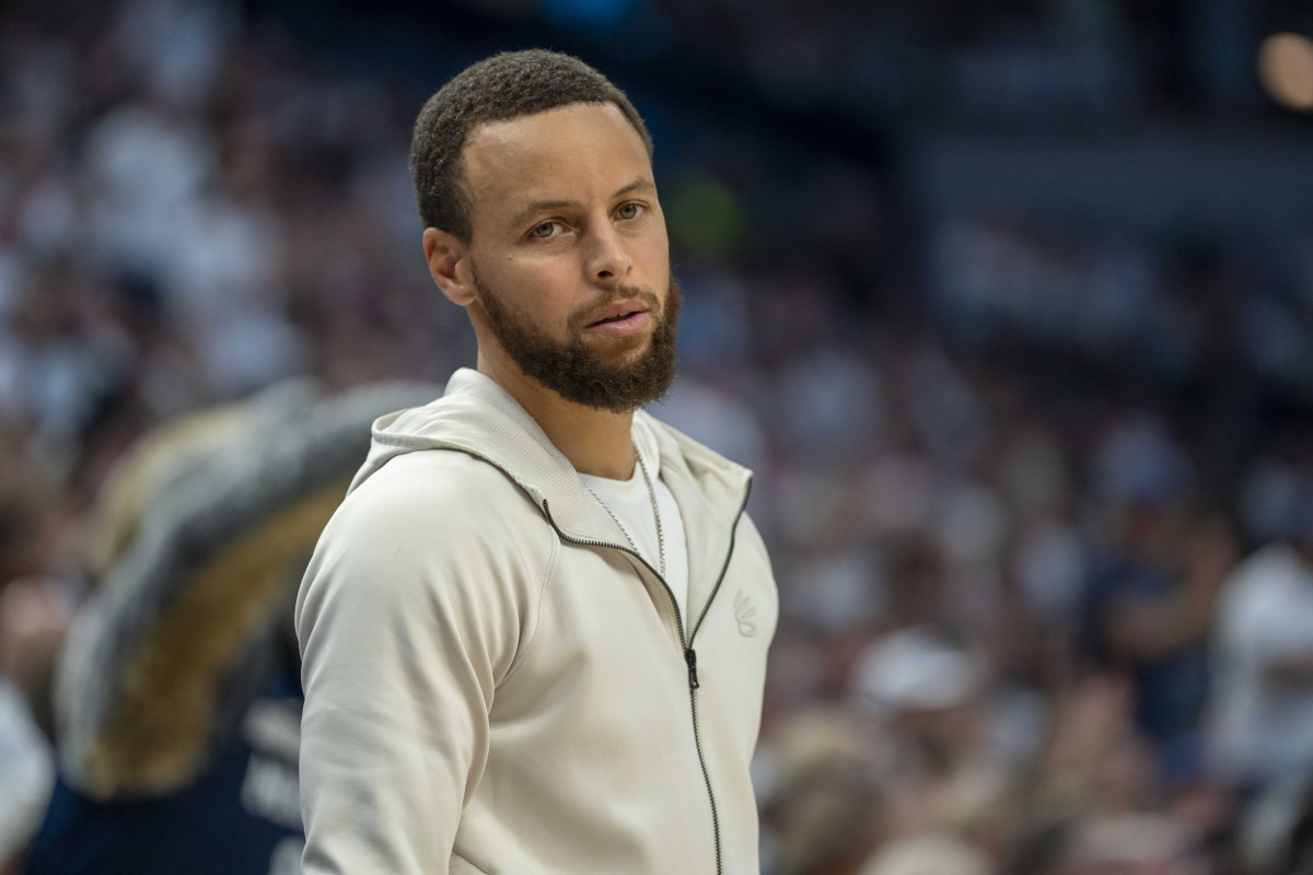 Warriors Turn Heads With Steph Curry Post Amid Offseason - Athlon Sports