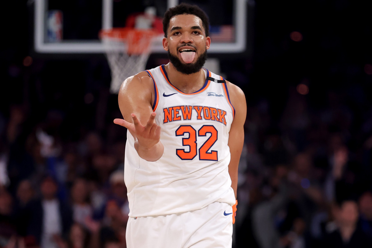 Former Laker Makes 4-Word Karl-Anthony Towns Statement Amid Criticism During Knicks' Playoff Run - Athlon Sports