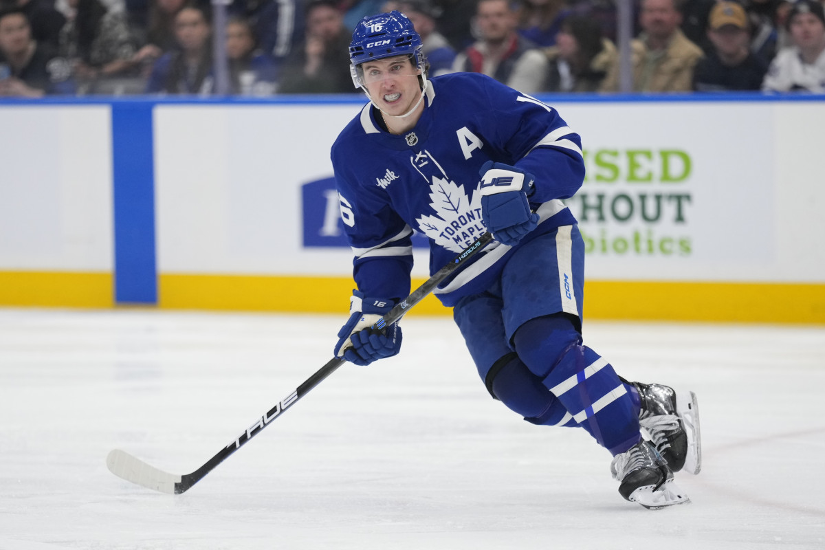 Mitch Marner’s Bench Behavior During Panthers-Maple Leafs Game 7 Turns Heads - Athlon Sports