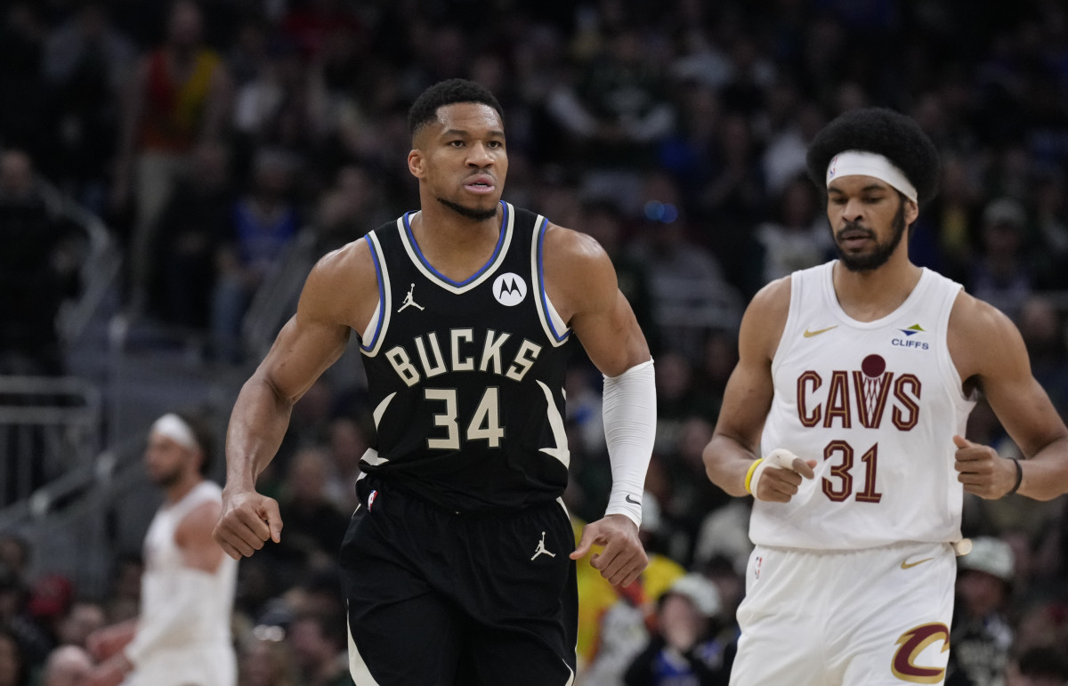 NBA Expert Suggests a Giannis Antetokounmpo Trade to the Cavs - Athlon Sports