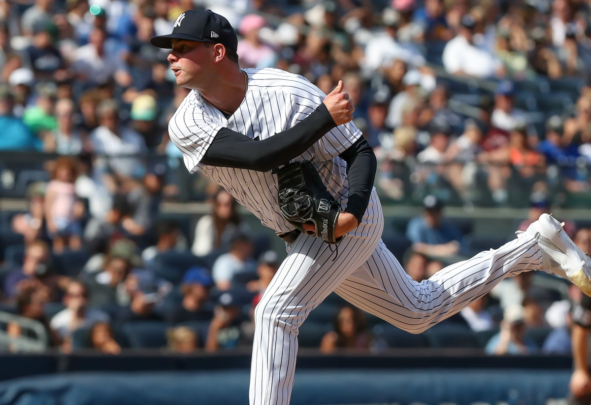 Aaron Boone Sends Injured Yankees Pitcher 4-Word Message After Roster Moves - Athlon Sports