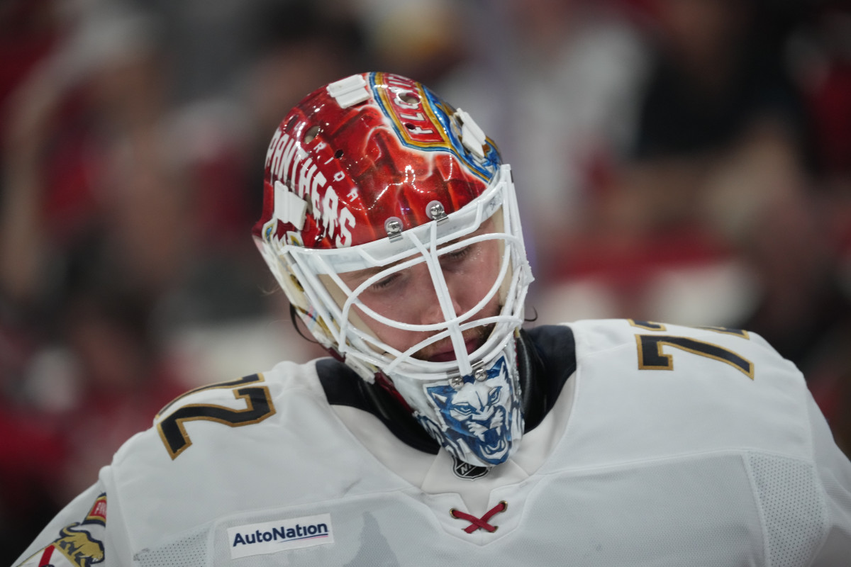 Concussion Expert Flags Sergei Bobrovsky's Incident in Panthers-Hurricanes - Athlon Sports