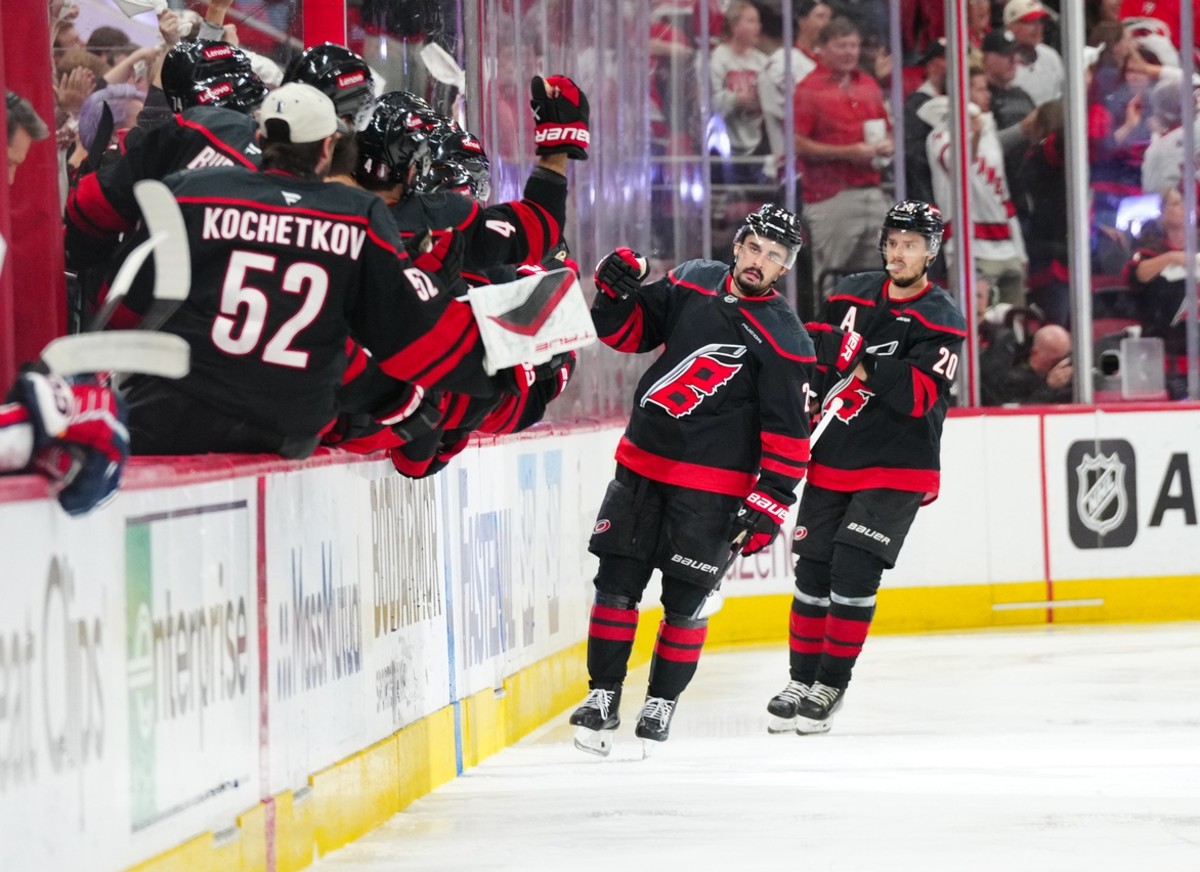 Hurricanes Forward Turn Heads With Bold Panthers Series Comments - Athlon Sports
