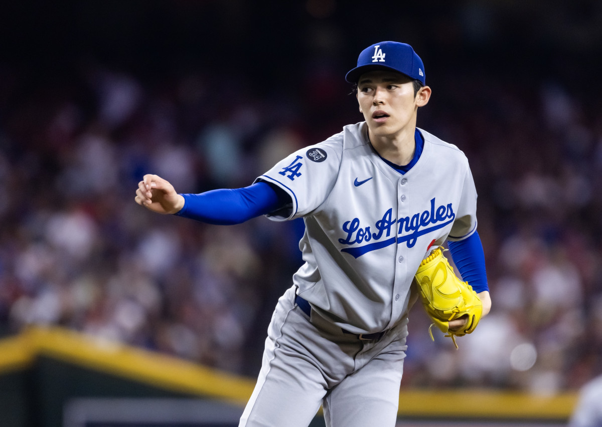 Dodgers’ Dave Roberts Makes Unfortunate Roki Sasaki Announcement - Athlon Sports