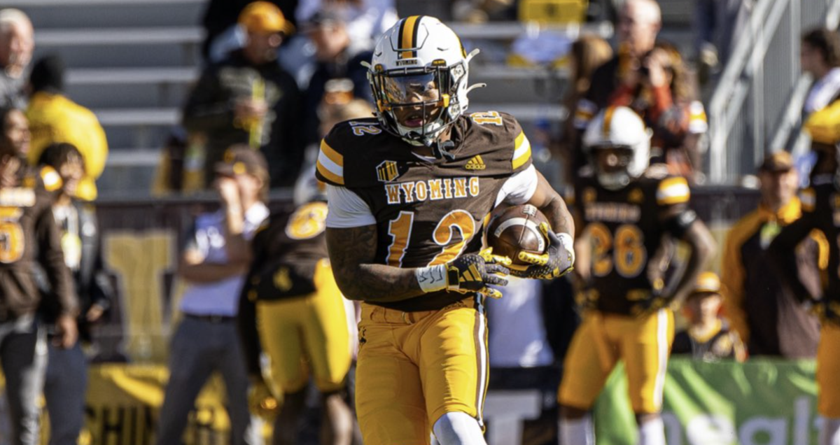 Colorado Adds Wyoming Cornerback Transfer Tyrecus Davis - Athlon Sports