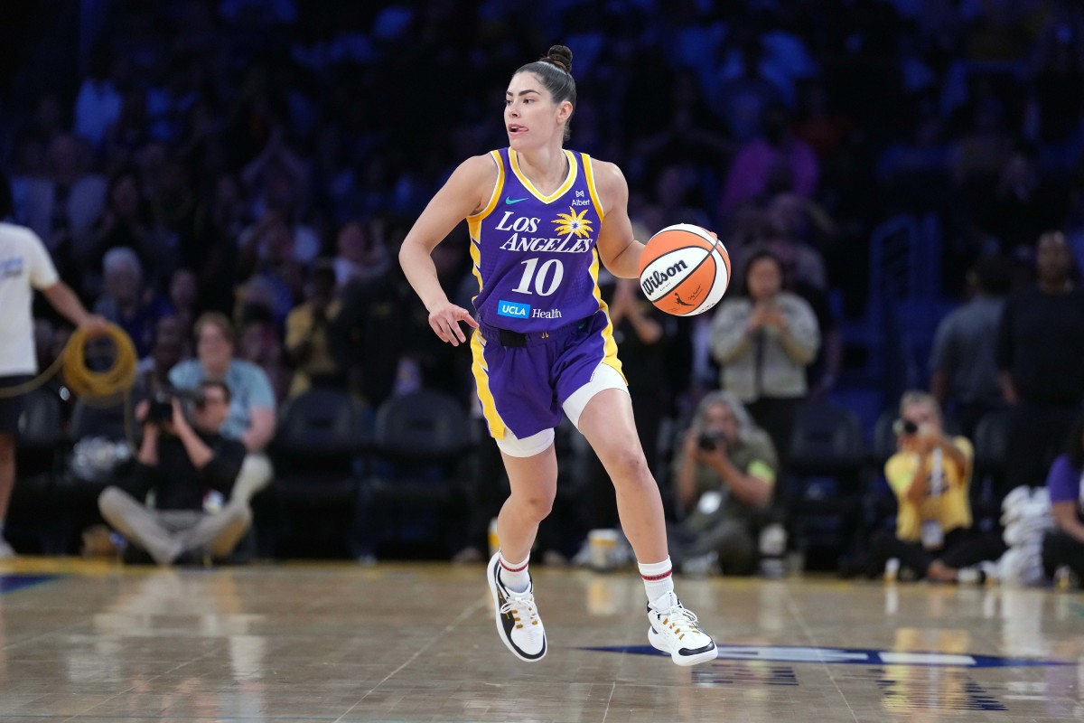 Kelsey Plum Leads WNBA in This Crucial Stat After Monster Performance  During Sparks-Sky - Athlon Sports