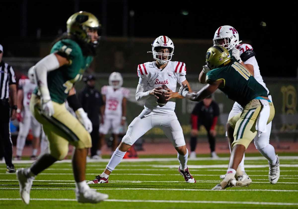 Millard South quarterback Jett Thomalla (4)