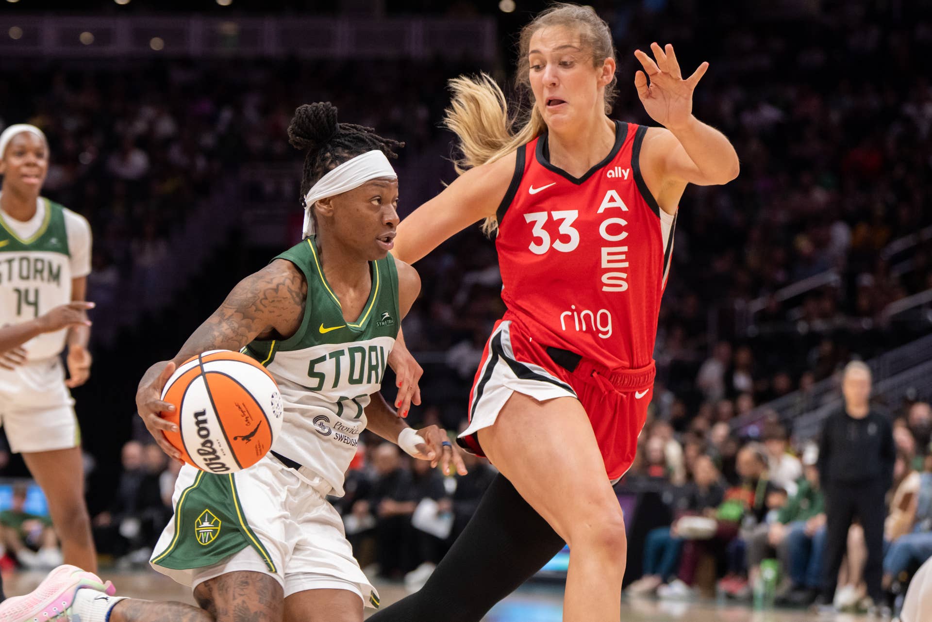 Elizabeth Kitley face au Storm de Seattle. Credit : Stephen Brashear